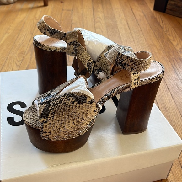Schutz "Lubiana" Platforms Snake Embossed NEW! - Picture 4 of 8